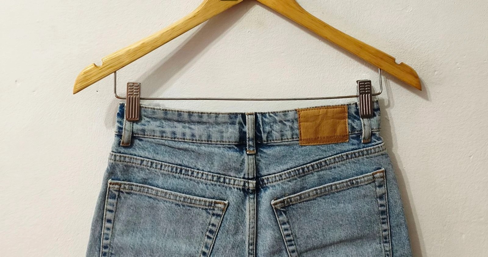 Short vaquero cintura alta azul Pull&Bear mujer Talla 32 – photo 7